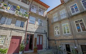 Trovador City Guest House